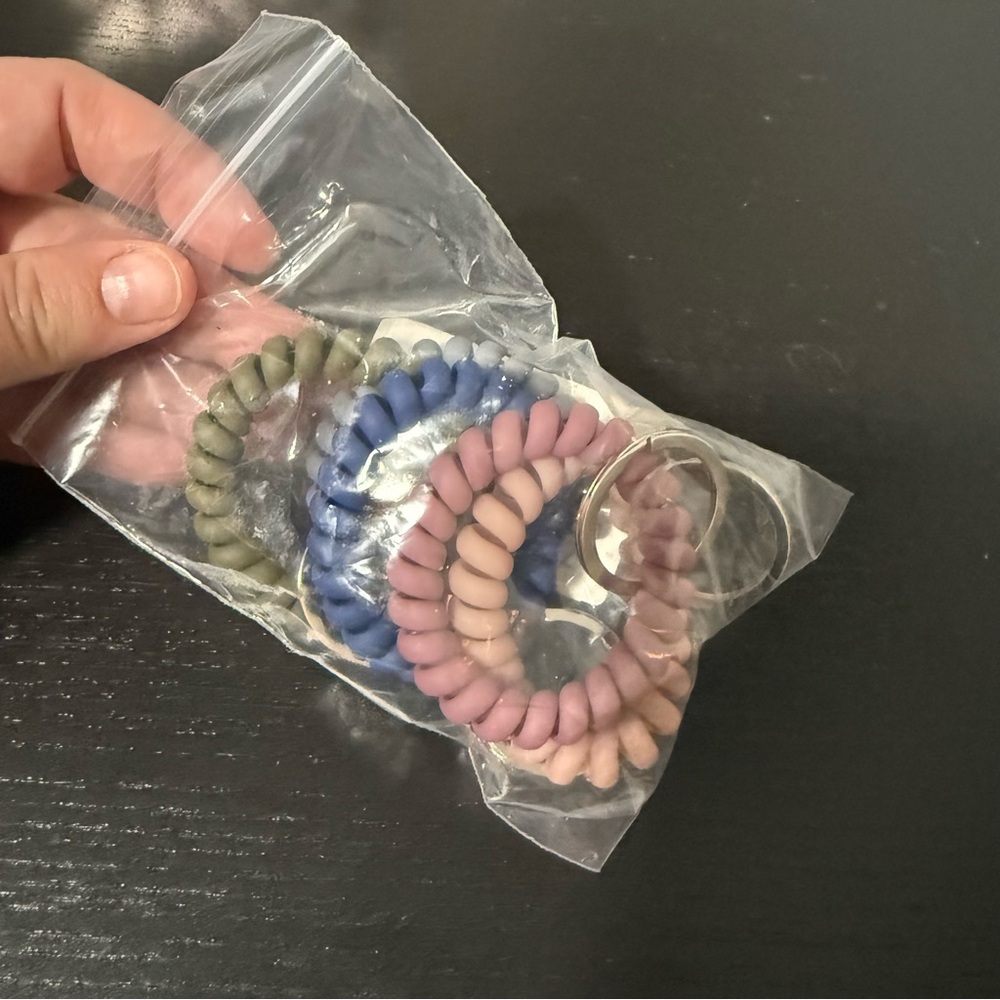HALARA Multicolor keychains